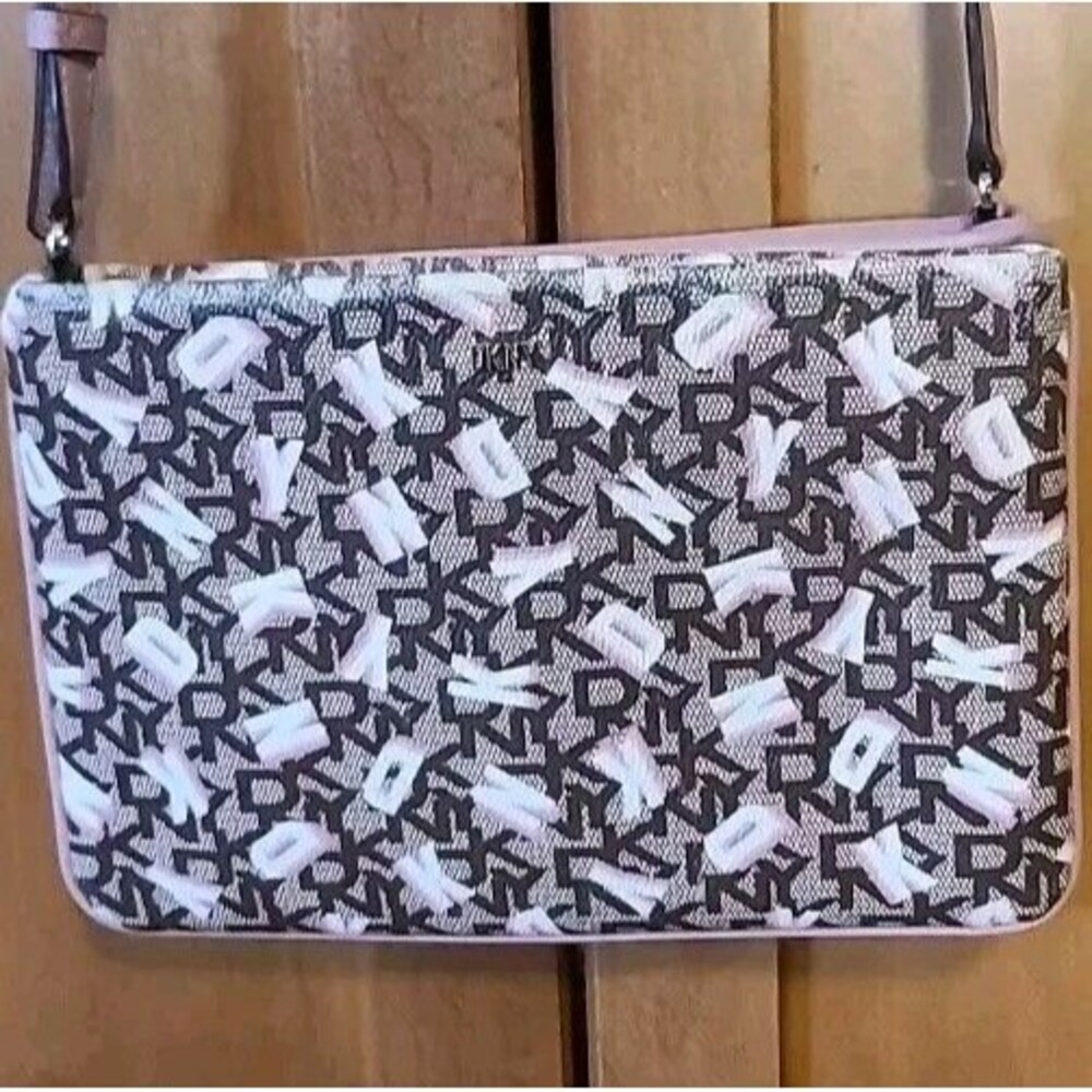 DKNY* Ines* Double Compartment Crossbody Shoulder Bag Monogram Pink *See Pic*